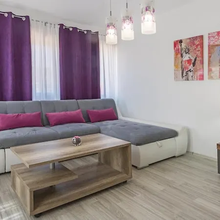 Holiday home Holiday Gallesano